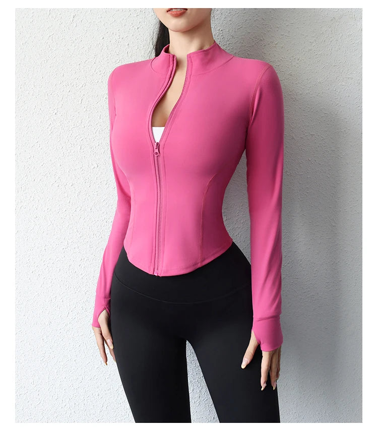 Women's 2023 slim-fit yoga jacket – short sports coat, body-sculpting, zip-up fitness wear.